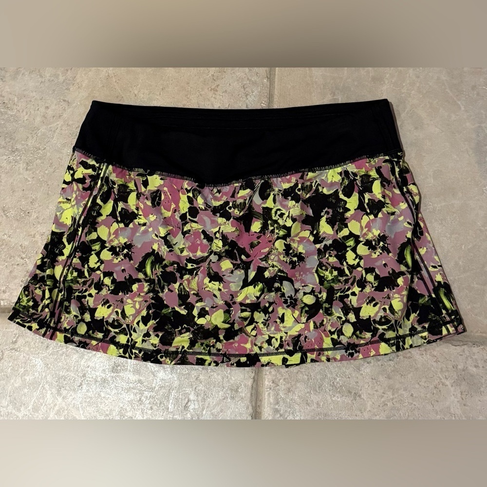 Lululemon Pace Rival Mid-Rise Skirt Size 10 Retired Edition Excellent Condition - Picture 7 of 9